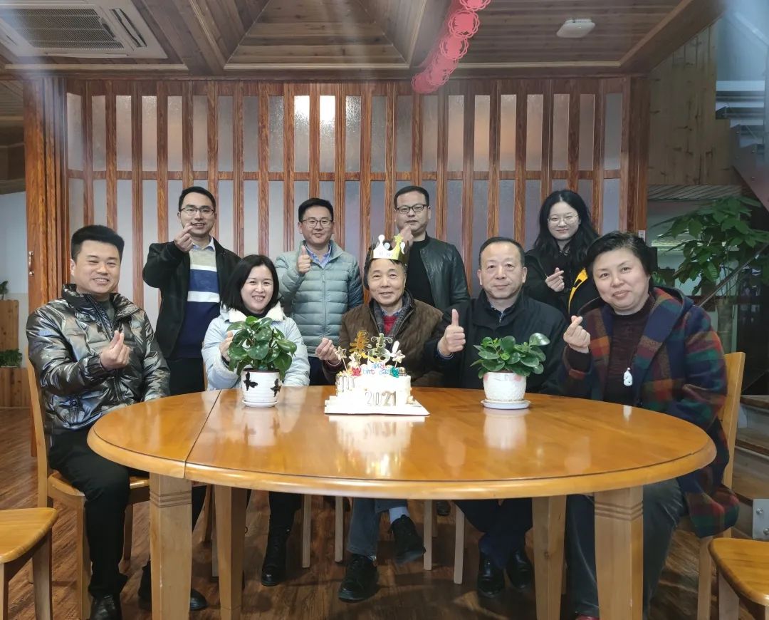 三月份生日会|温情送员工，，暖意留心间